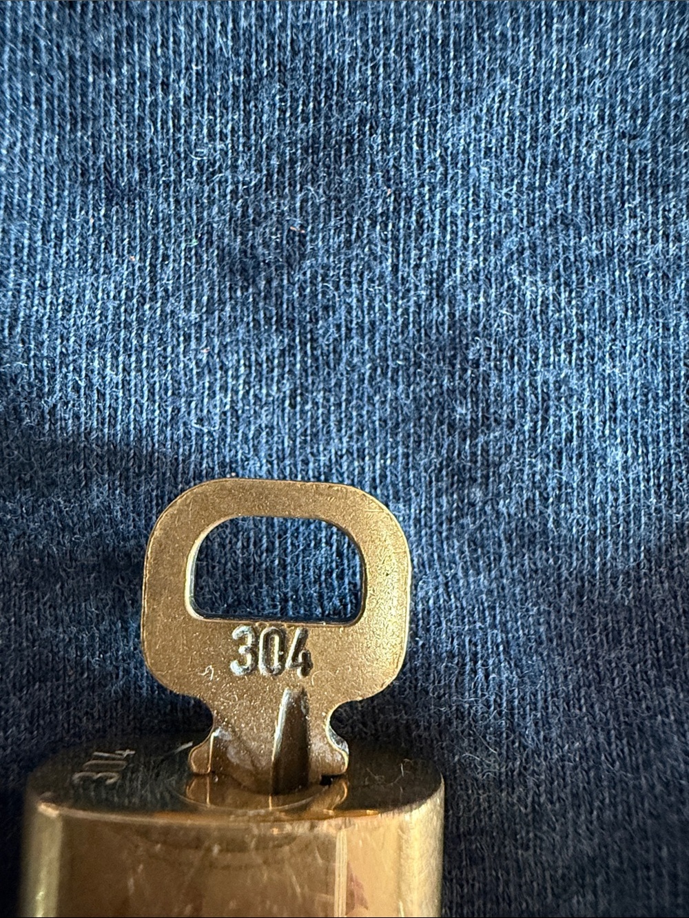 Louis Vuitton Lock & Key - Picture 4 of 5